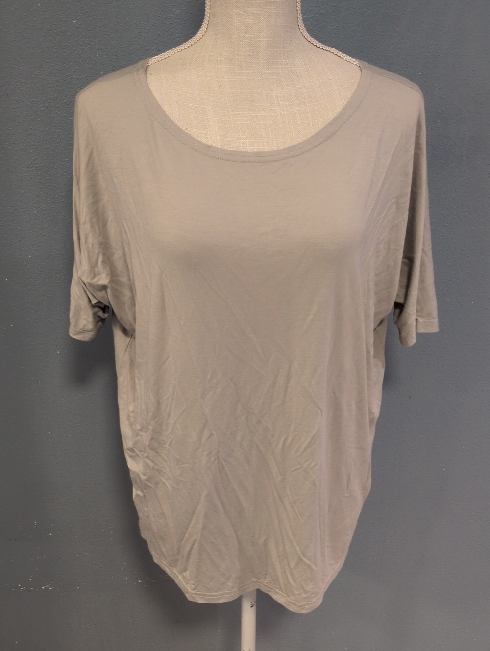 Piko 1988 Scoopneck Flowy Minimalist Bamboo Blend Dolman Sleeve Blouse Gorpcore